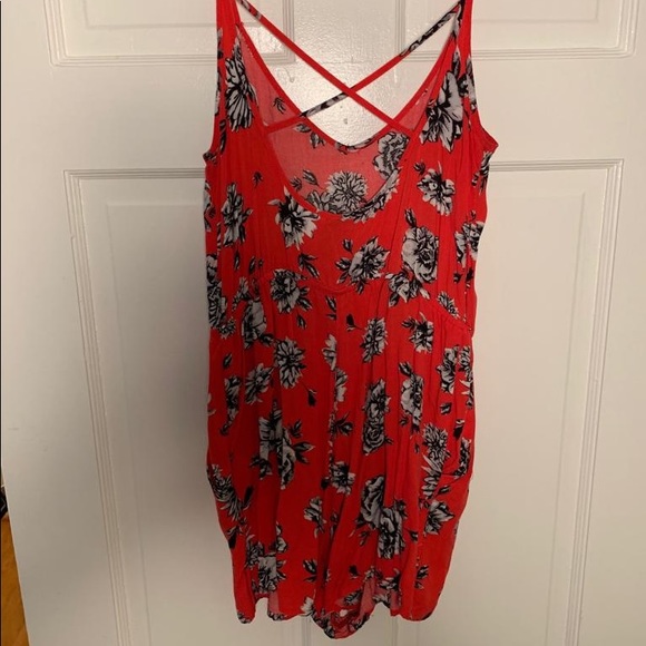 Romper - Picture 2 of 4